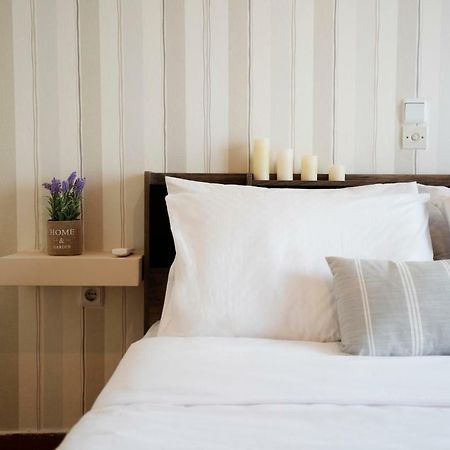 Cozy Apt Next To Metro And Close To Acropolis! Athen Eksteriør billede