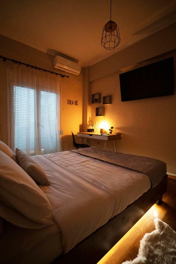 Cozy Apt Next To Metro And Close To Acropolis! Athen Eksteriør billede